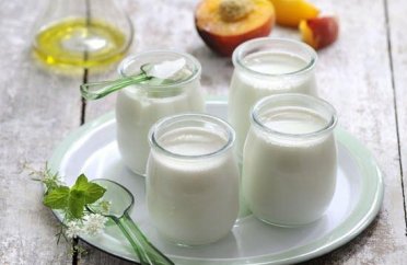SỮA CHUA CÓ THỂ GIẢM NGUY CƠ PHÁT TRIỂN UNG THƯ RUỘT Ở NAM GIỚI
